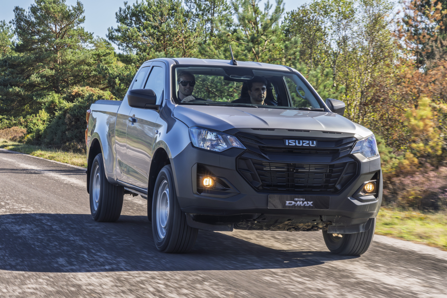 THE NEW ISUZU D-MAX 2.2 HOISTS ITS FIRST AWARD FOLLOWING NEW PICK-UP’S DYNAMIC LAUNCH