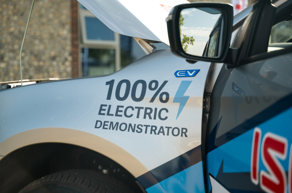 NEW ISUZU D-MAX ELECTRIC VEHICLE POWERS UP ITS ONE-TONNE-PLUS PAYLOAD, 3,500 KG TOWING CAPACITY AND PERMANENT FOUR-WHEEL DRIVE FOR VOLTWORX26